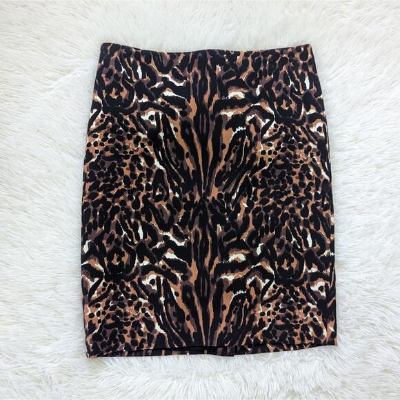Women's Talbots Cheetah Print Knee Length Pencil Skirt Size 8 Lined - Picture 1 of 6